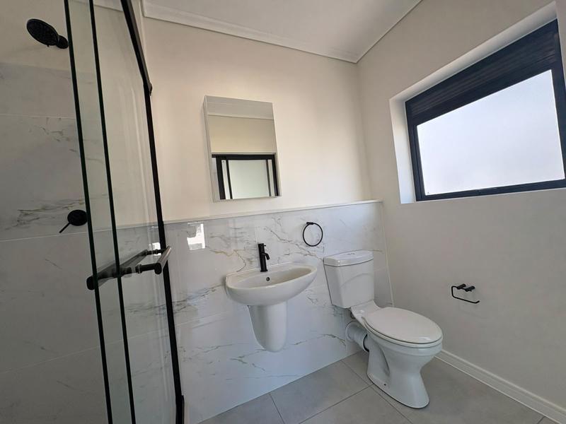 To Let 1 Bedroom Property for Rent in Sandown Western Cape